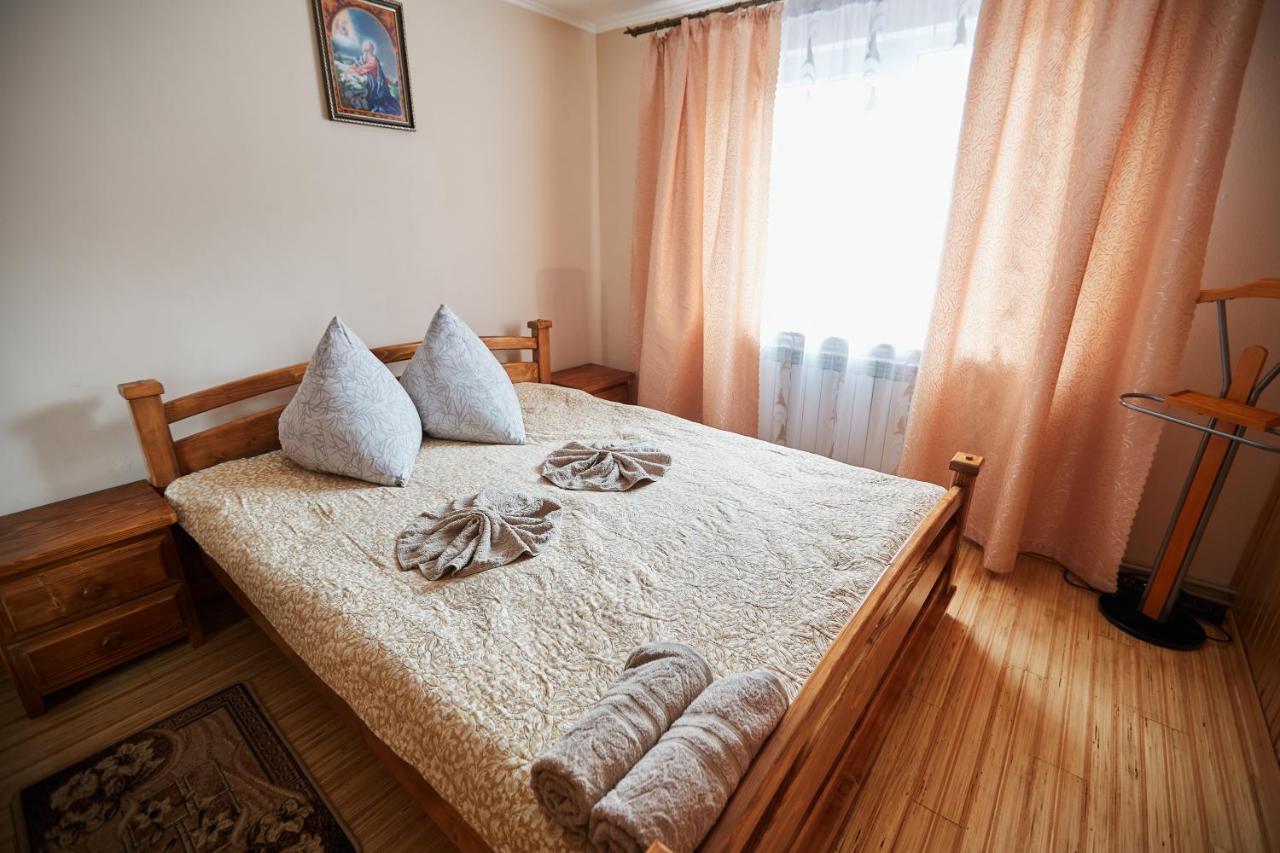 Захід Сонця Hotel Slavsko Exterior foto